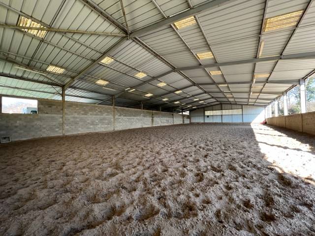 Cuadra de propietarios En venta Loiret