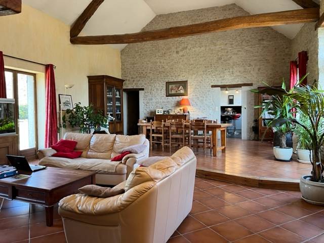 Cuadra de propietarios En venta Loiret