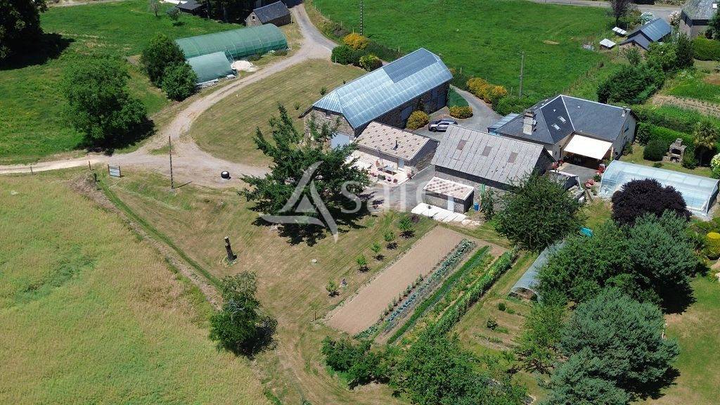 Explotación ovina En venta Corrèze