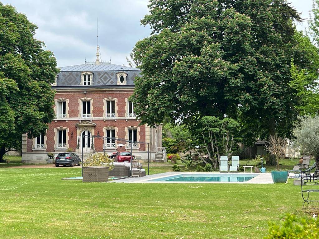 Bonita residencia ecuestre En venta Eure