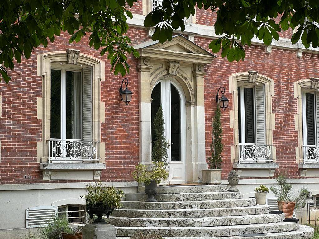 Bonita residencia ecuestre En venta Eure