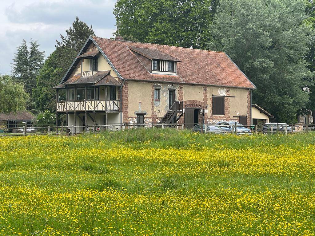 Bonita residencia ecuestre En venta Eure