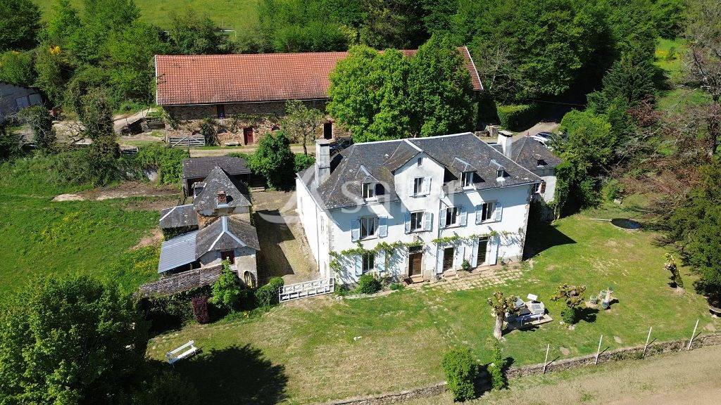 Explotación agrícola En venta Corrèze