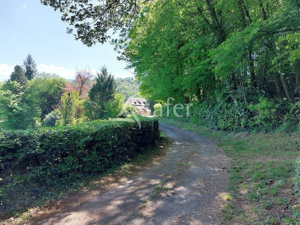 Explotación agrícola En venta Corrèze