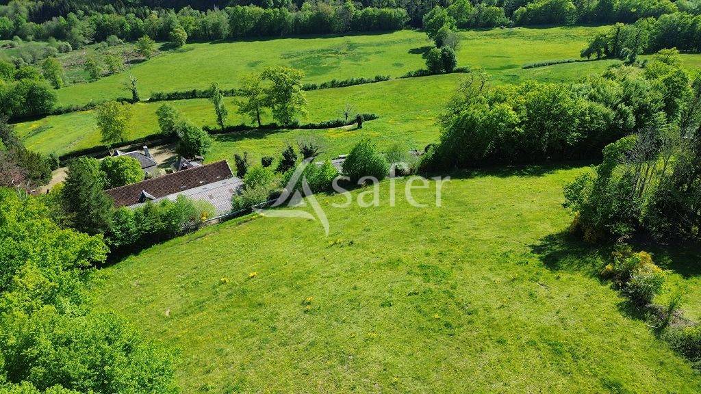 Explotaci&oacute;n agr&iacute;cola En venta Corr&egrave;ze