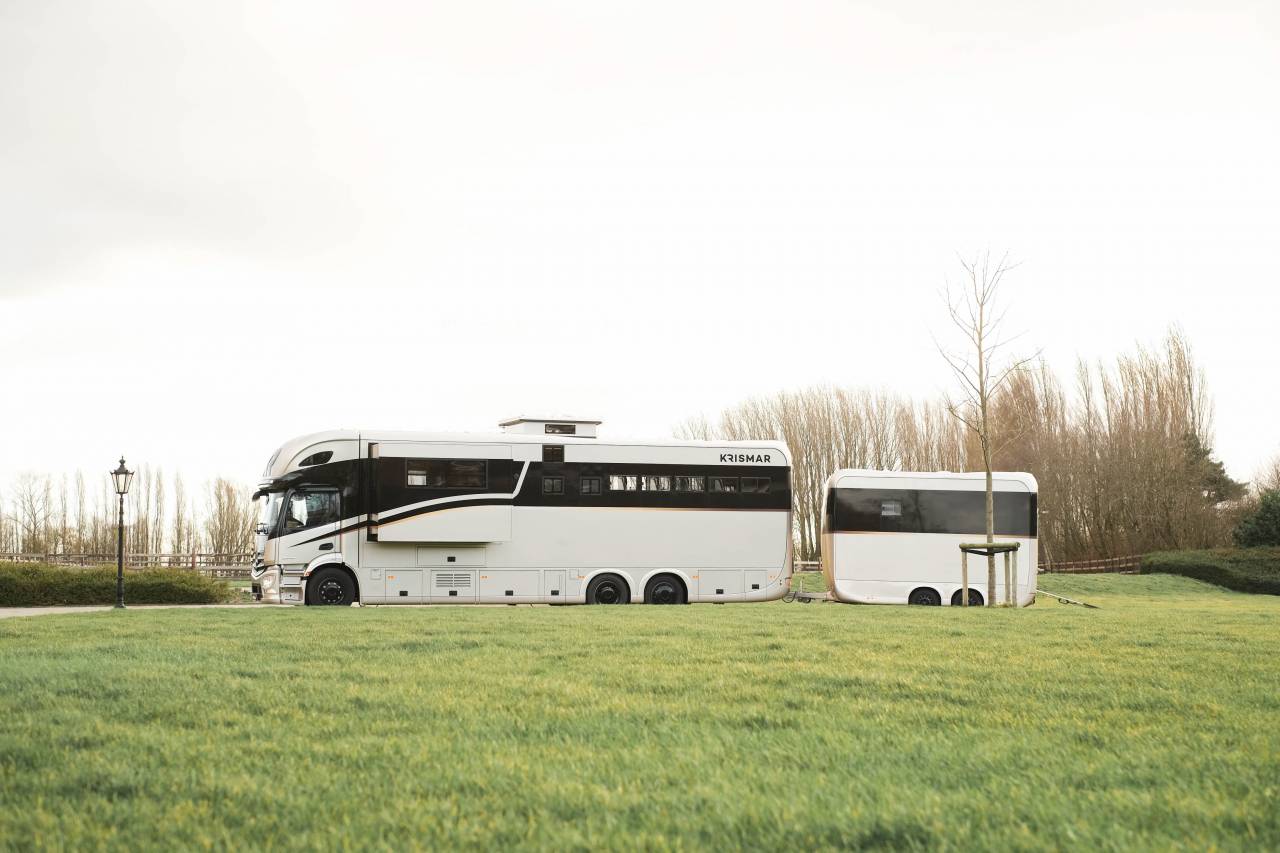 Camión para caballos Krismar Professionnelle / Exclusive 2023 Nuevo