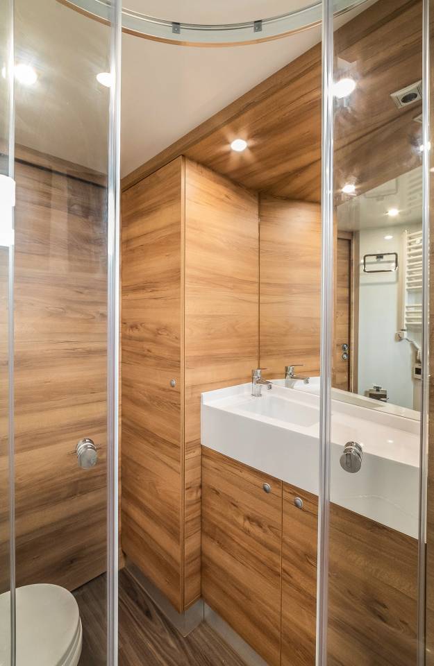 Camión para caballos Krismar Professionnelle / Exclusive 2023 Nuevo