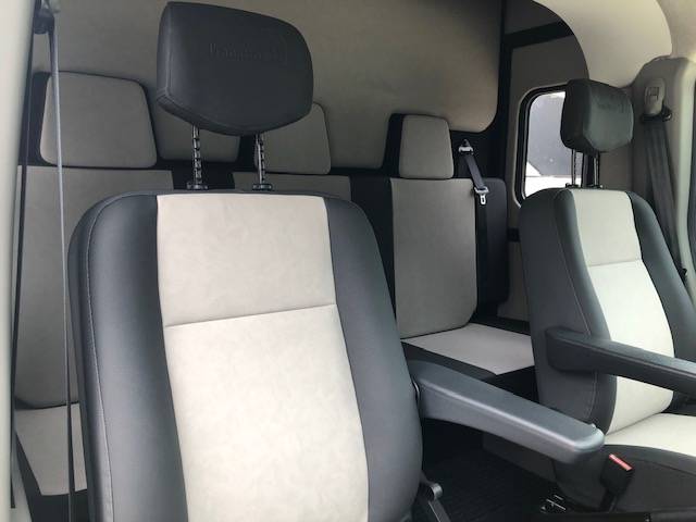 Furgoneta para caballos Trans Box SVELTO 4 R 2023 Nuevo