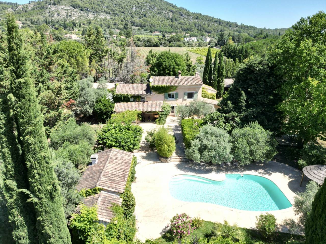 Albergue ecuestre En venta Var