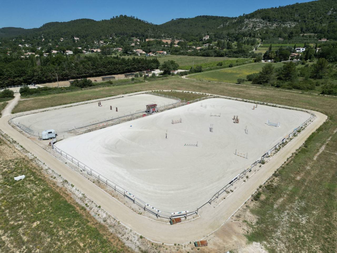 Albergue ecuestre En venta Var