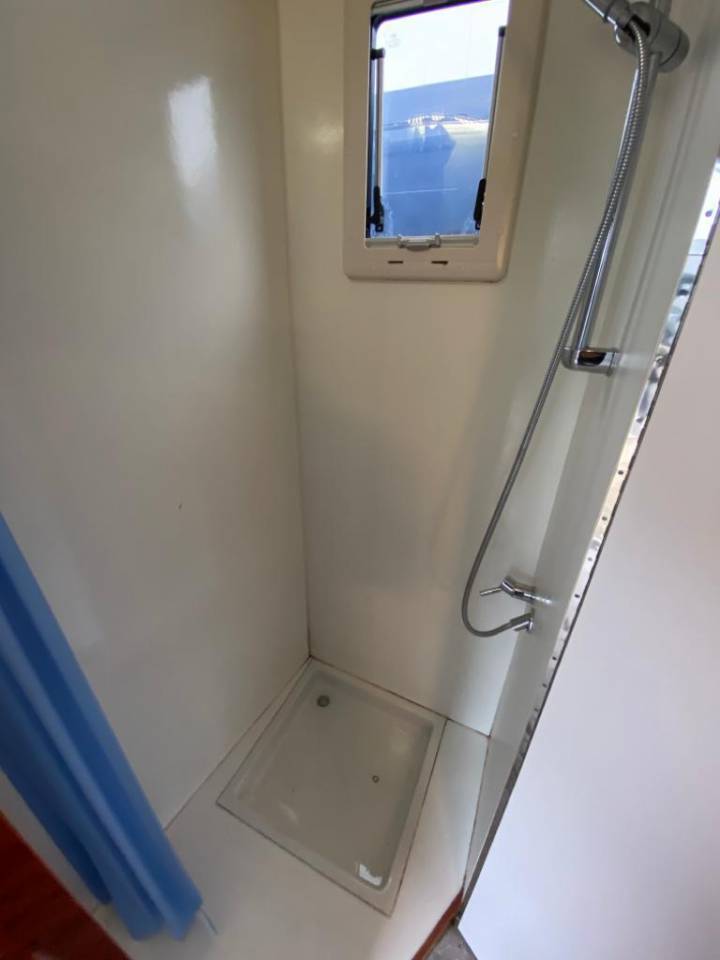 Camión para caballos Man MAN 0 De segunda mano