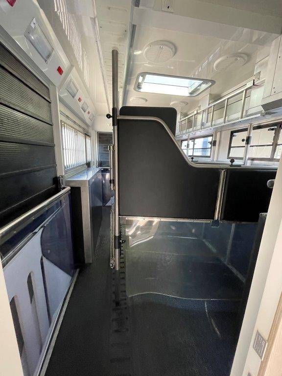 Camión para caballos STX MERCEDES 2018 De segunda mano