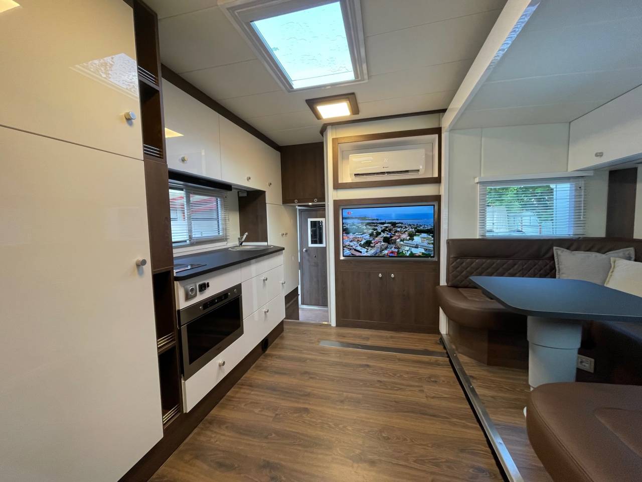 Camión para caballos Daf DAF 0 Nuevo