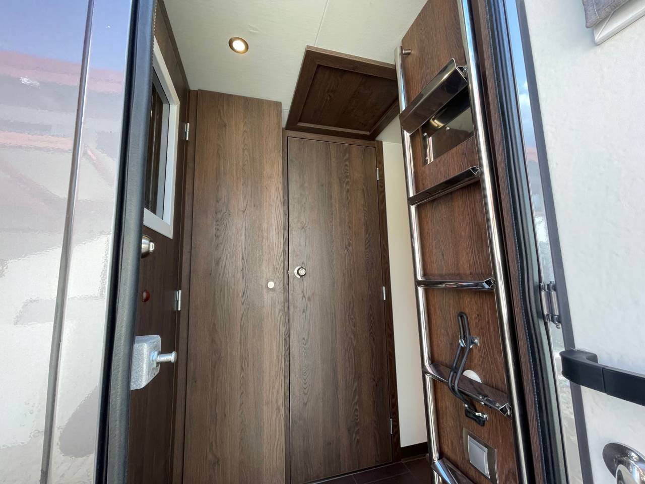 Camión para caballos Daf DAF 0 Nuevo