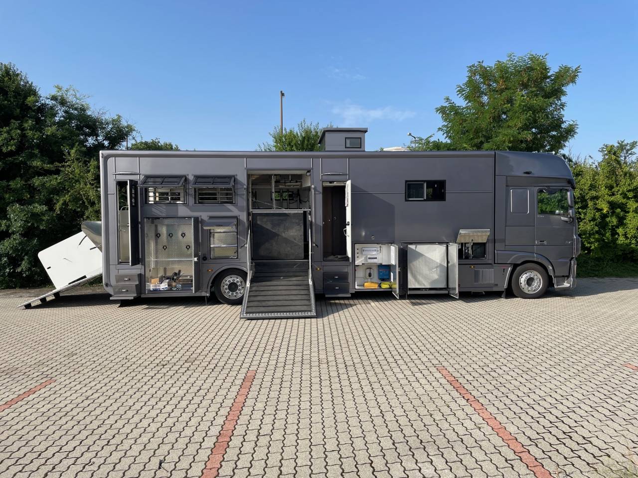 Camión para caballos Daf DAF 0 Nuevo