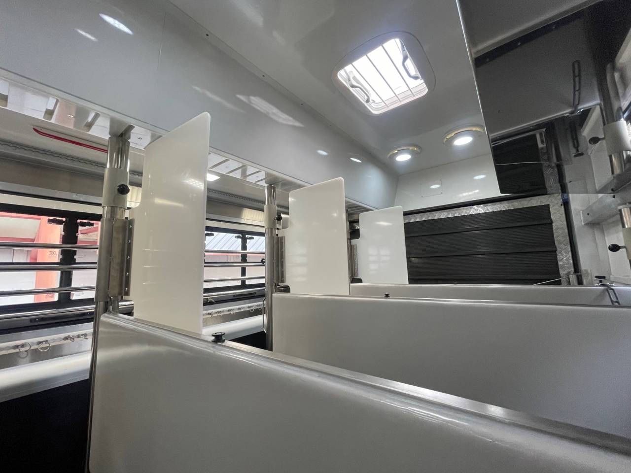 Camión para caballos Daf DAF 0 Nuevo