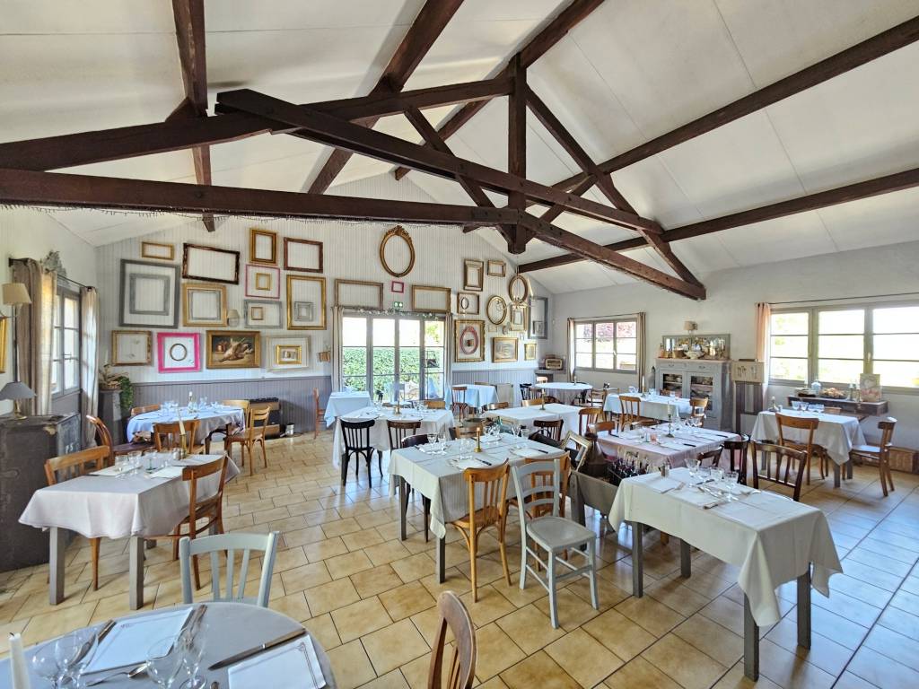 Cuadra de propietarios En venta París