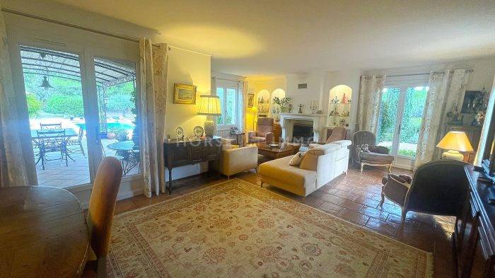 Bonita residencia ecuestre En venta Var