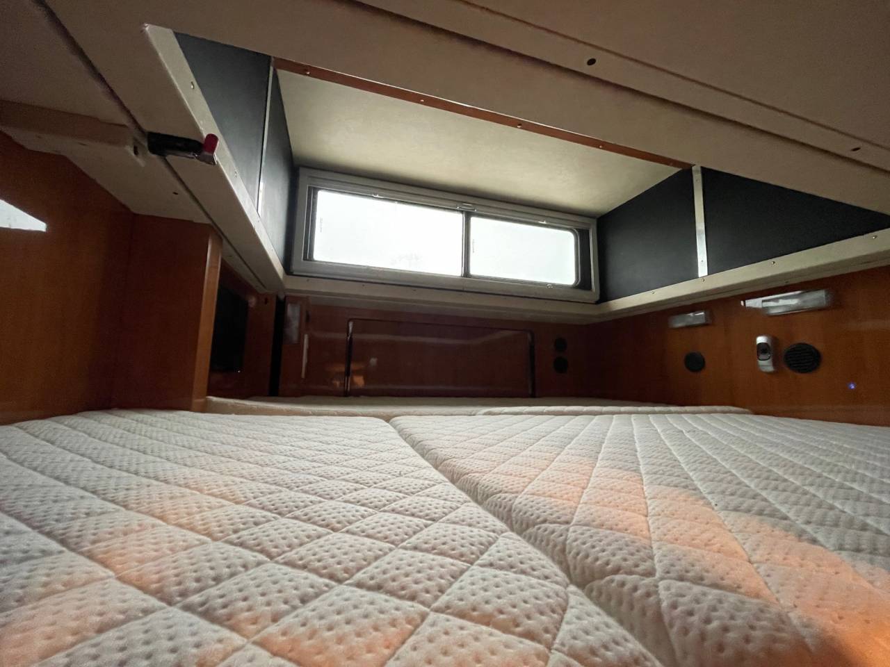 Camión para caballos Ketterer MERCEDES 2013 De segunda mano