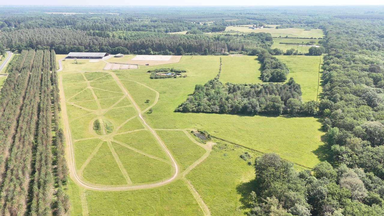 Cuadra de propietarios En venta Loiret