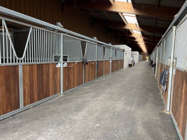 Cuadra de propietarios En venta Loiret