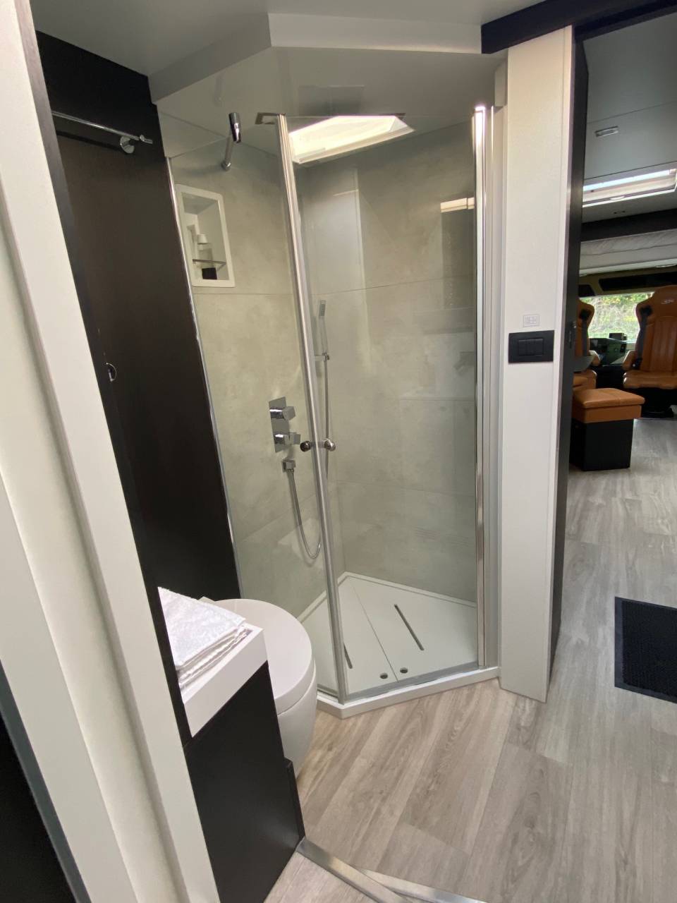 Camión para caballos STX MERCEDES 2020 De segunda mano