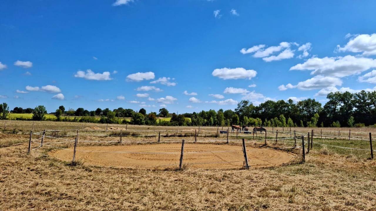 Centro ecuestre En venta Lot y Garona