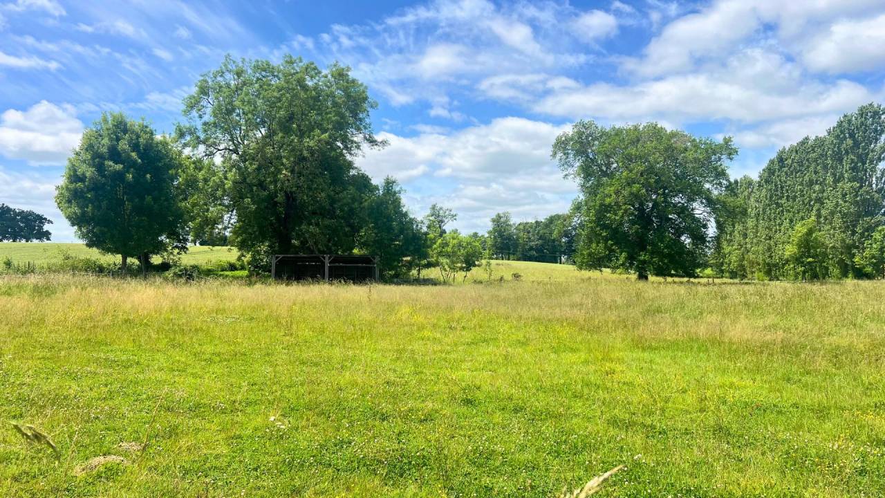 Centro ecuestre En venta Lot y Garona