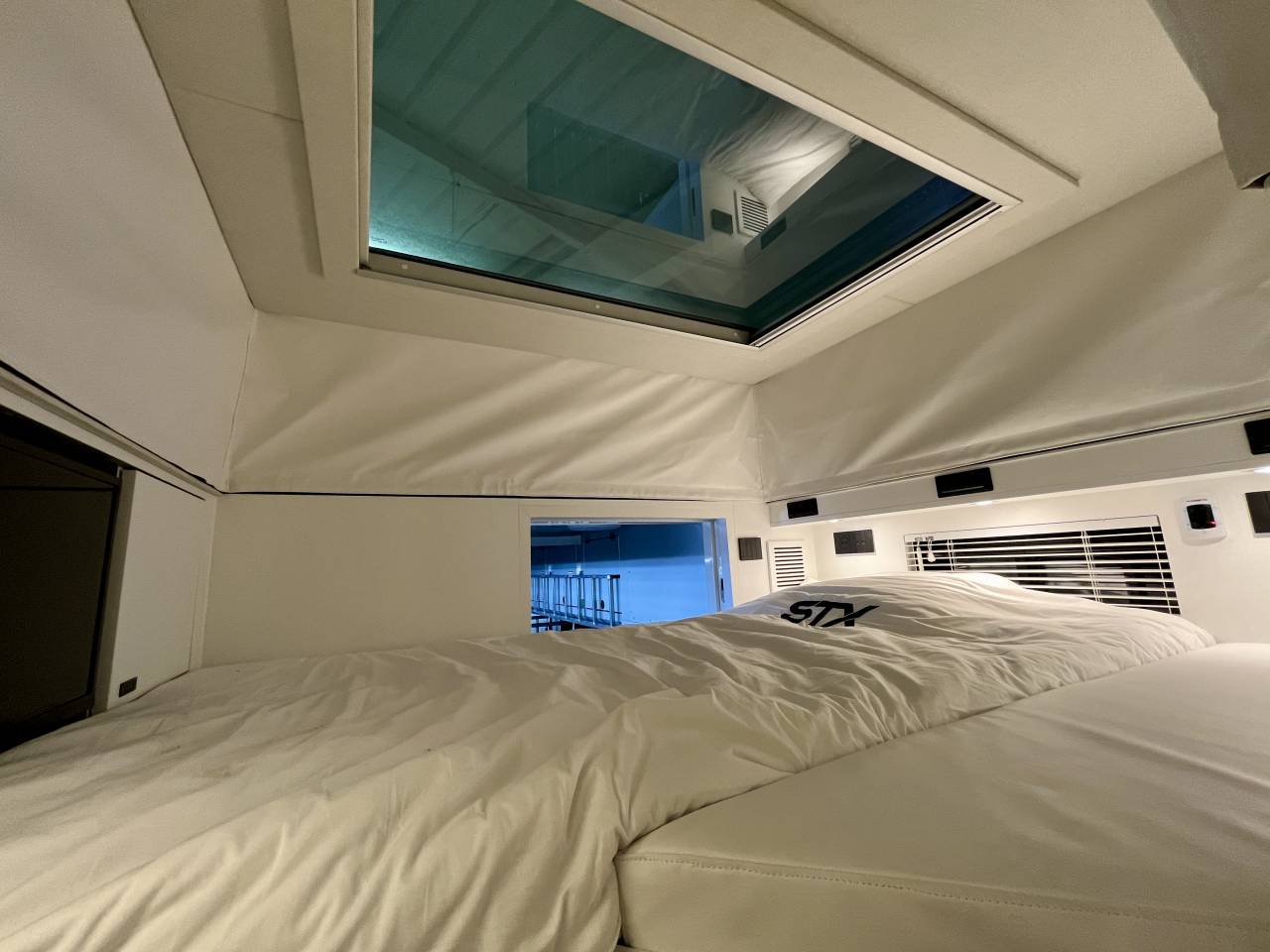 Camión para caballos STX SCANIA S500 2023 Nuevo