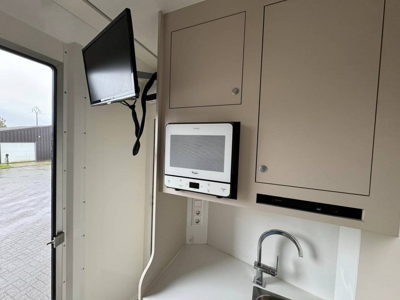 Camión para caballos STX trailer 2021 De segunda mano