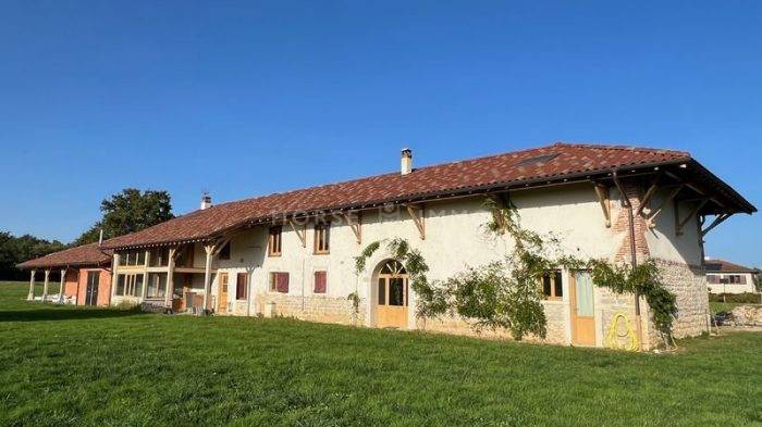 Propiedad ecuestre En venta Ain