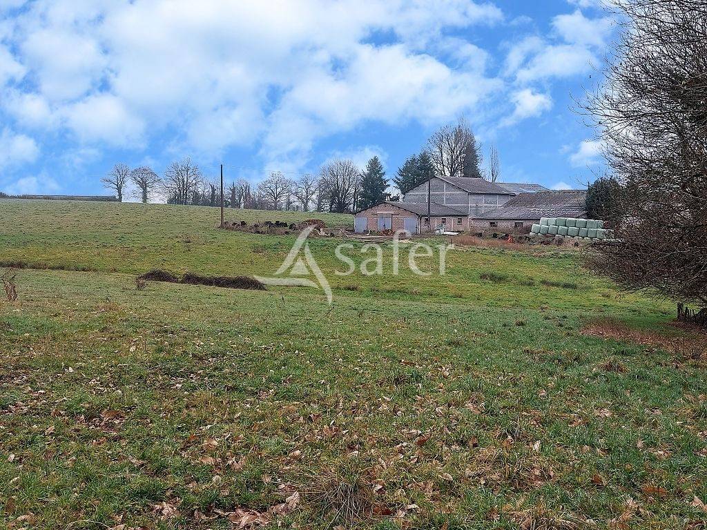 Explotación agrícola En venta Corrèze