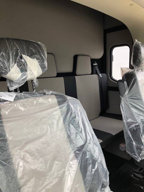 Furgoneta para caballos Trans Box New Svelto4 R  2024 Nuevo