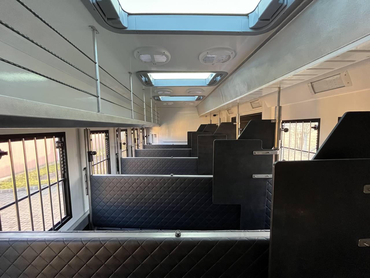 Camión para caballos Scania SCANIA 0 Nuevo