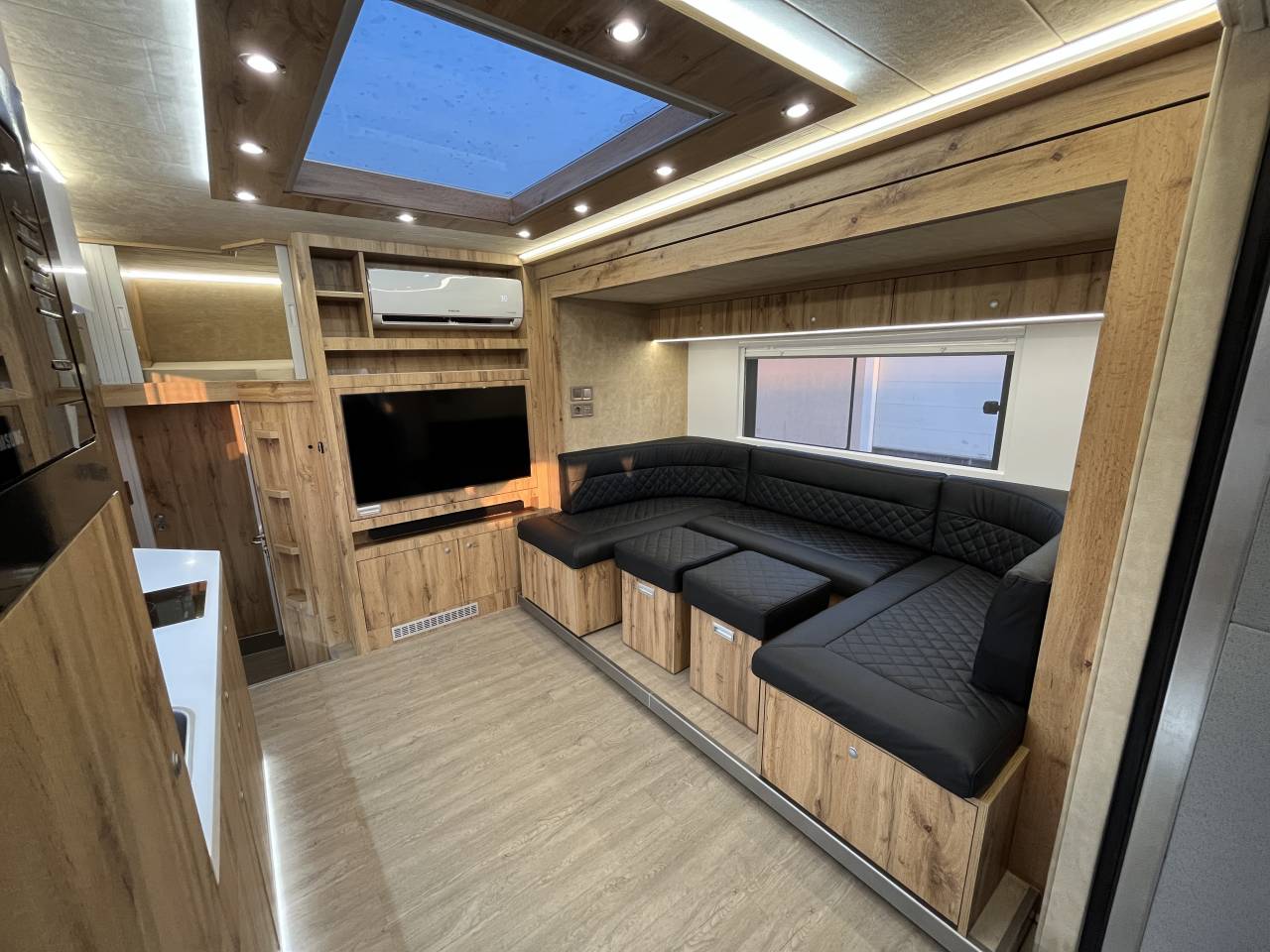 Camión para caballos Scania SCANIA 0 Nuevo