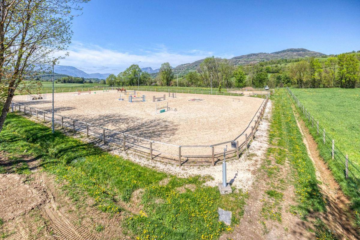 Acaballadero En venta Isère