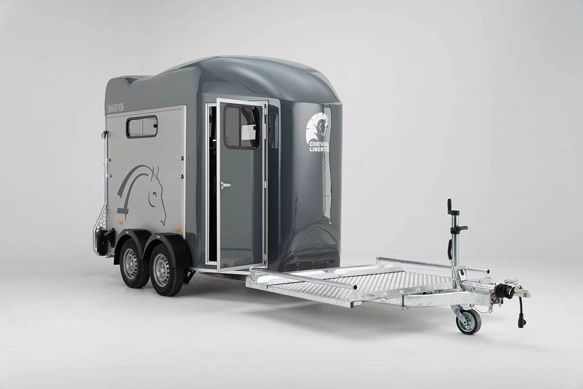 Van caballos Cheval Liberté Gold Marathon 2 Caballos 2025 Nuevo