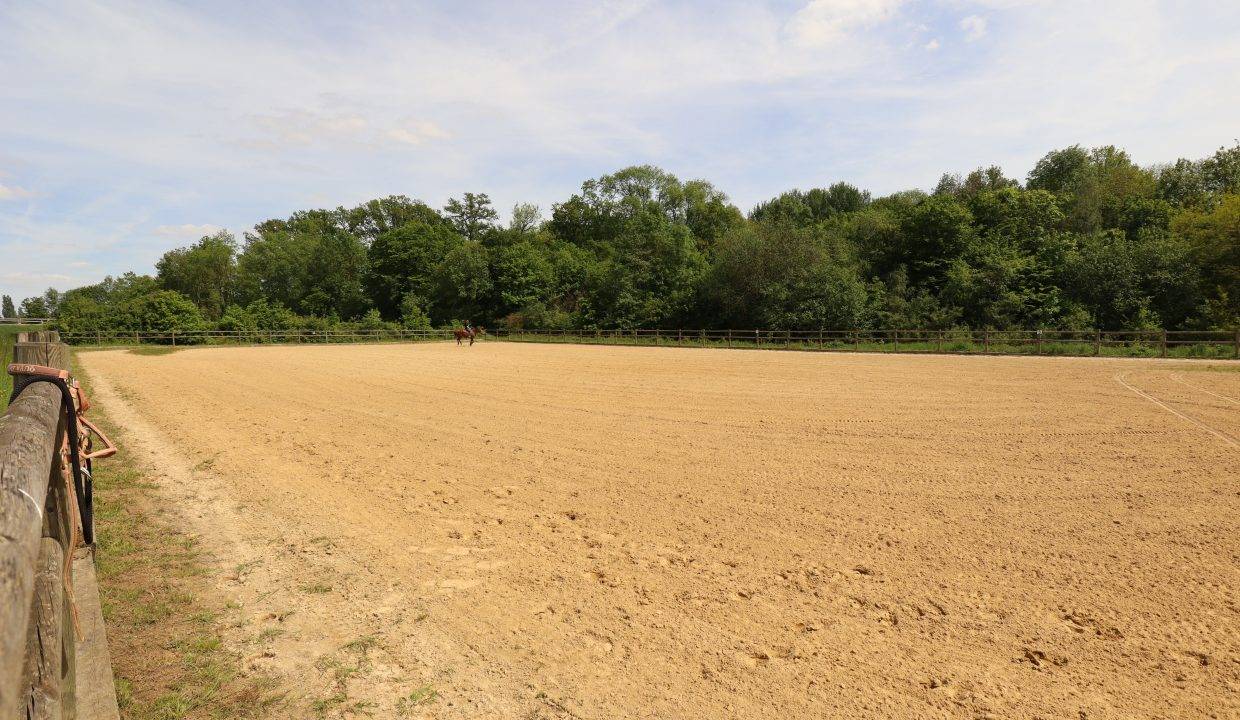 Cuadra de propietarios En venta Sena y Marne