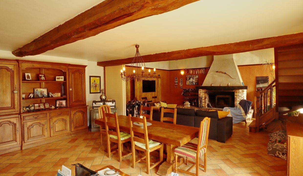 Cuadra de propietarios En venta Sena y Marne