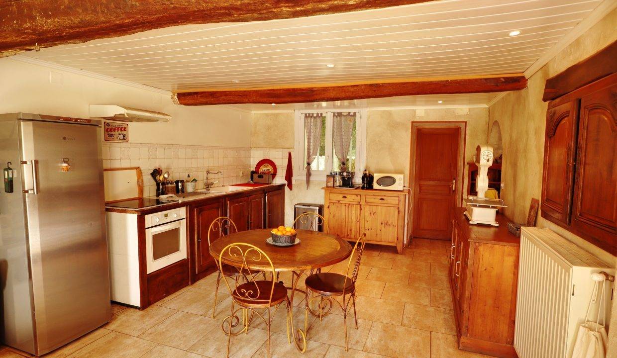 Cuadra de propietarios En venta Sena y Marne