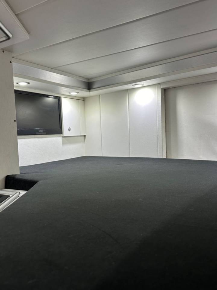 Camión para caballos Otra marca VOLVO 0 De segunda mano