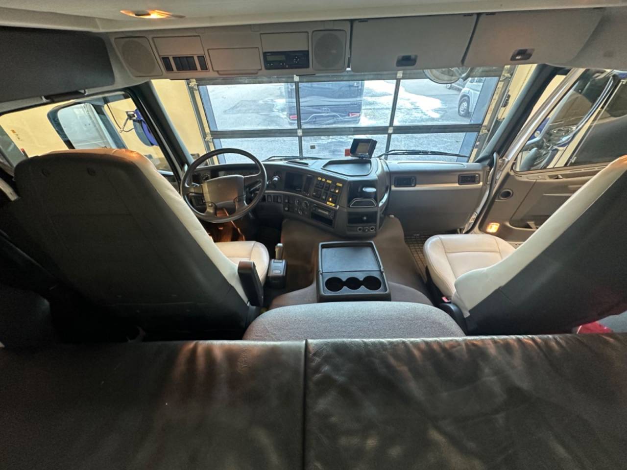 Camión para caballos Otra marca VOLVO 0 De segunda mano