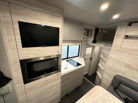 Camión para caballos Otra marca VOLVO 0 De segunda mano