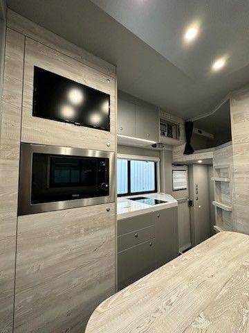 Camión para caballos Otra marca VOLVO 0 De segunda mano