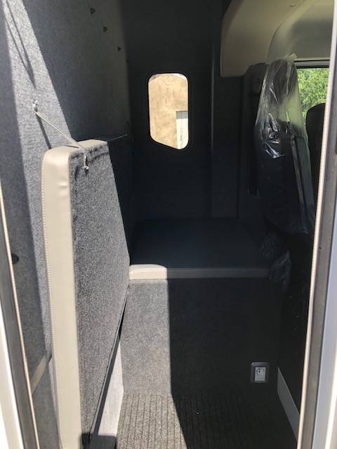 Furgoneta para caballos Trans Box NEW SVELTO 4 R 2024 Nuevo