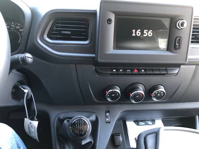 Furgoneta para caballos Trans Box NEW SVELTO 4 R 2024 Nuevo