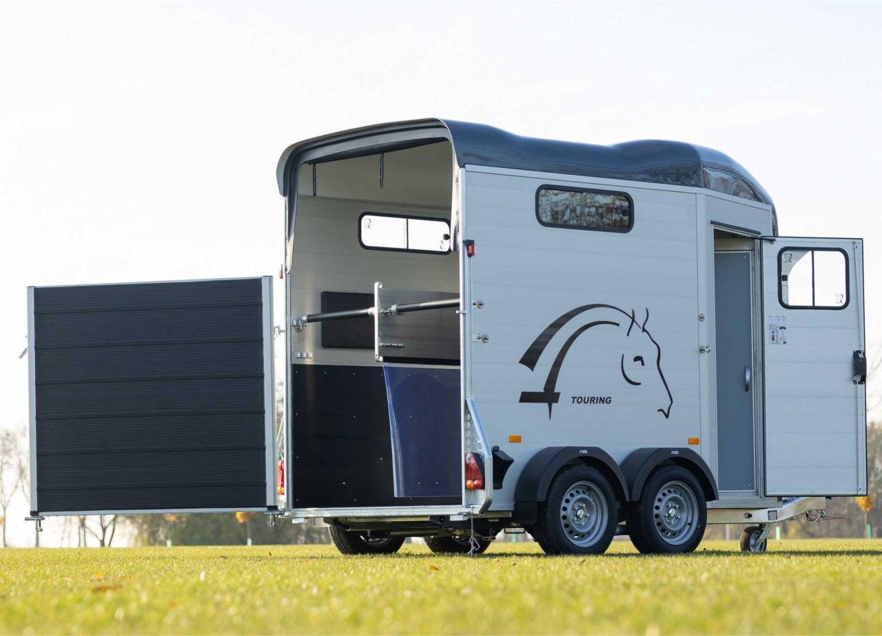 Van caballos Cheval Liberté Touring Jumping 2 Caballos 2024 Nuevo