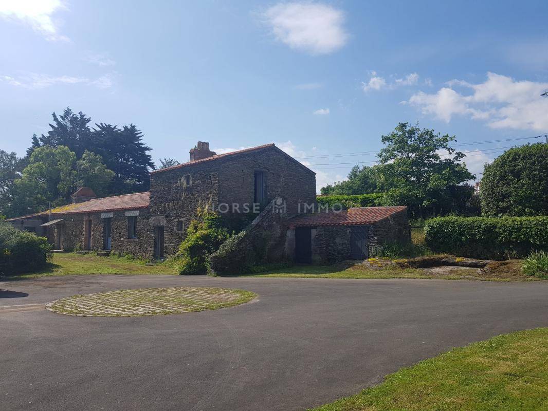 Propiedad ecuestre En venta Vend&eacute;e