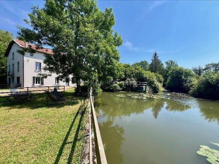 Propiedad ecuestre En venta Ain