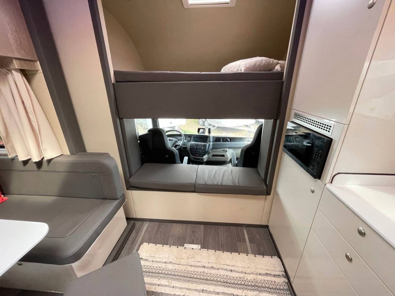 Camión para caballos Man MAN 0 Nuevo